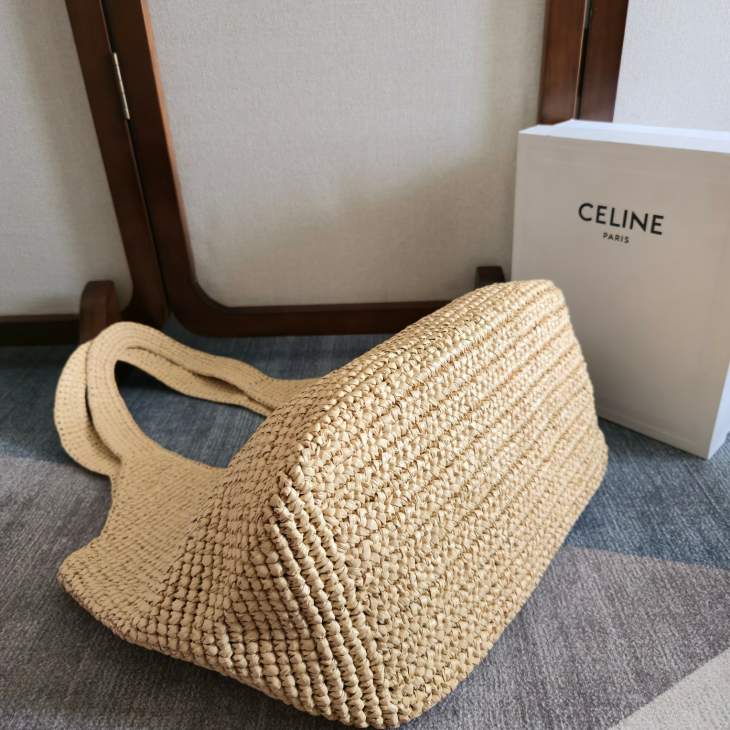 Picture of Celine Handbags _SKUfw225666793fw